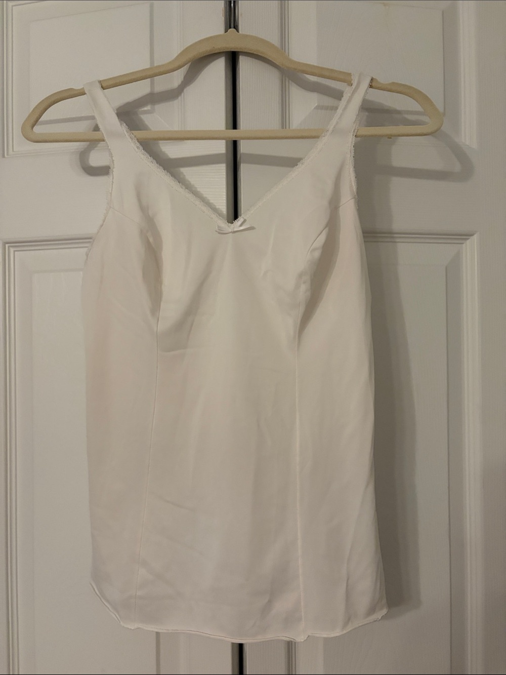 Y2K White V-Neck Camisole with Lace Trim -Lorraine Vintage Size 32